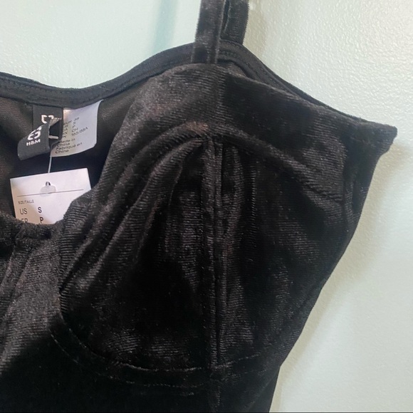 3 for $30 NWT H&M Velour Corset Style Top - Picture 5 of 15